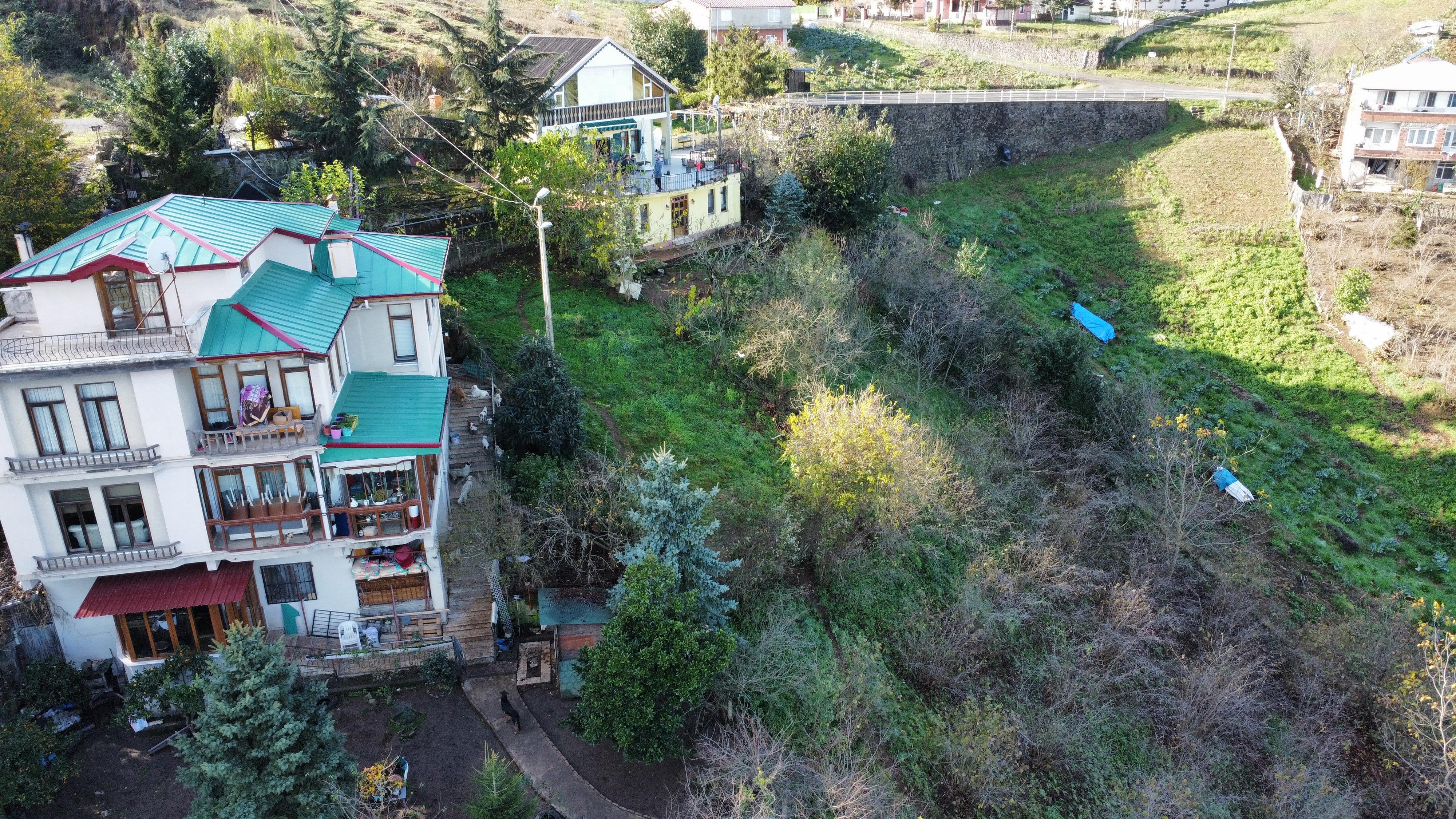 MABEL GAYRİMENKUL GÜRBULAK'TA SATILIK VİLLA + 2.400 M2 ARSA